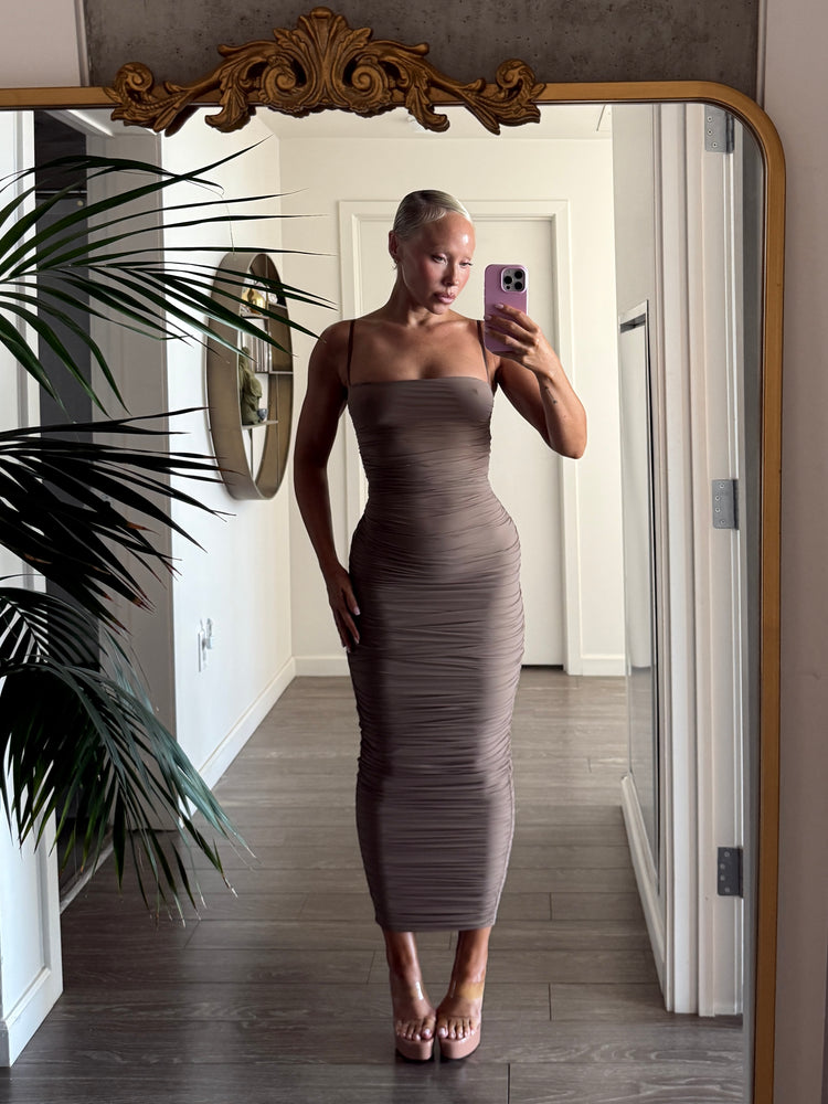 HOSIERY GATHER DRESS // BAMBI