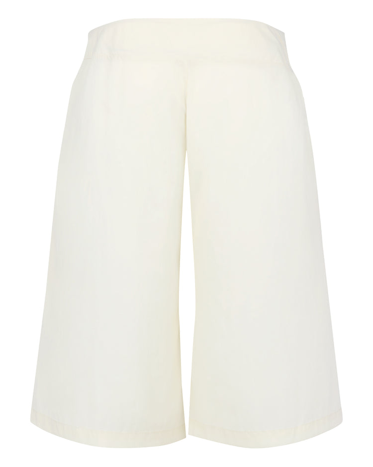 WINDBREAKER LOW RISE SHORT // MILKY WAY