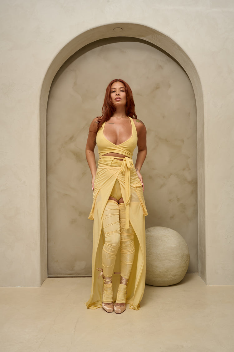 SHEER SHIMMER LEGWARMER // BUTTER