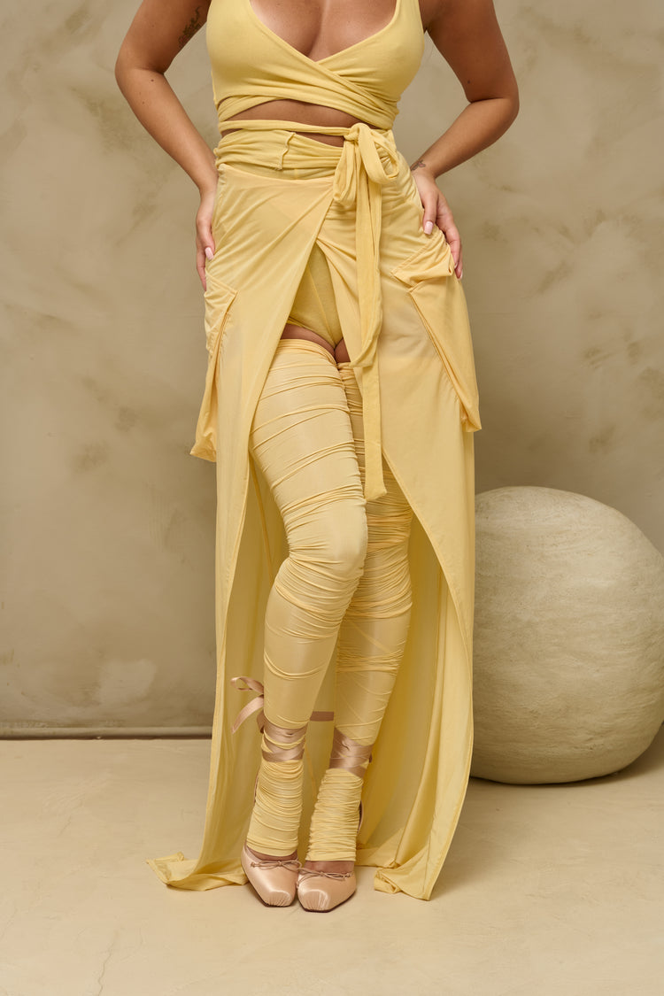 SHEER SHIMMER LEGWARMER // BUTTER