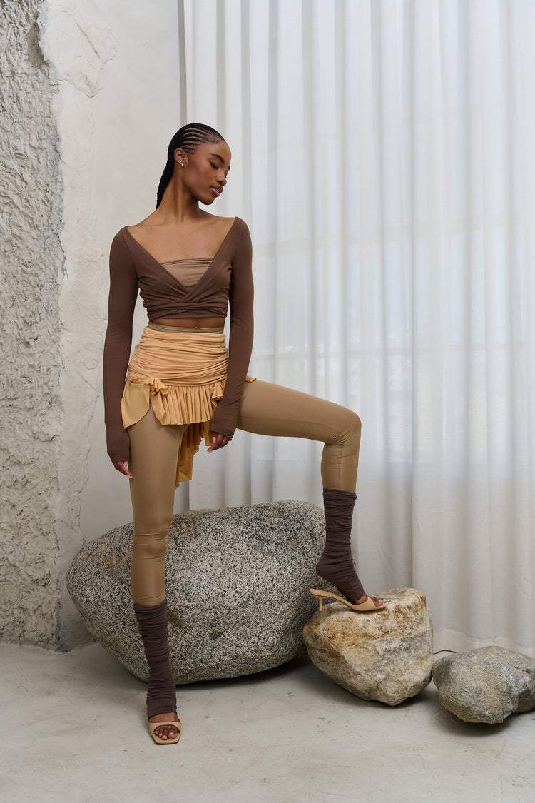 SMOOTH JERSEY WRAP TOP // SABLE