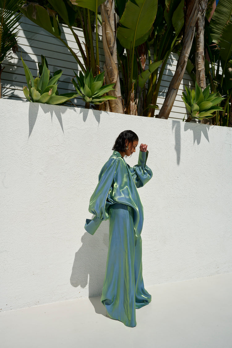 COLLARED PLUNGE BLOUSE // MERMAID