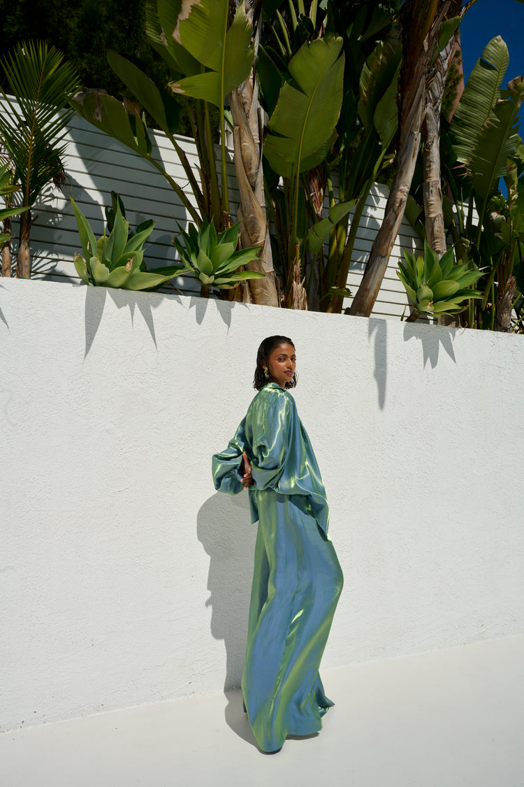 COLLARED PLUNGE BLOUSE // MERMAID