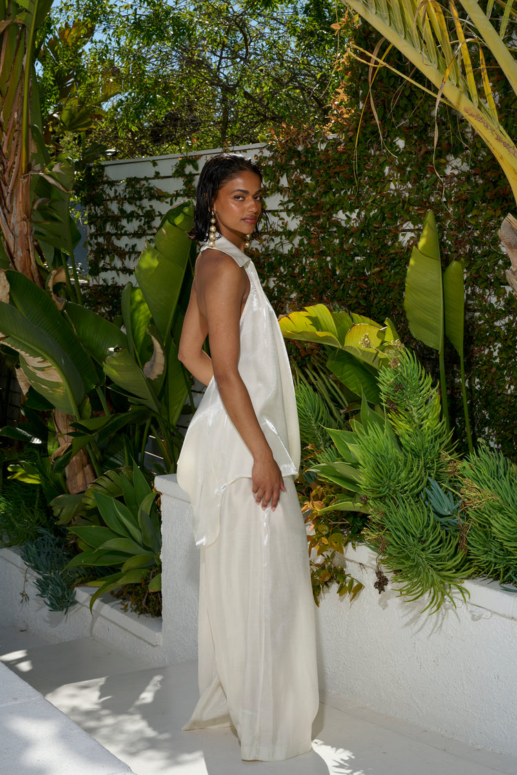 SARONG // MILKY PEARL