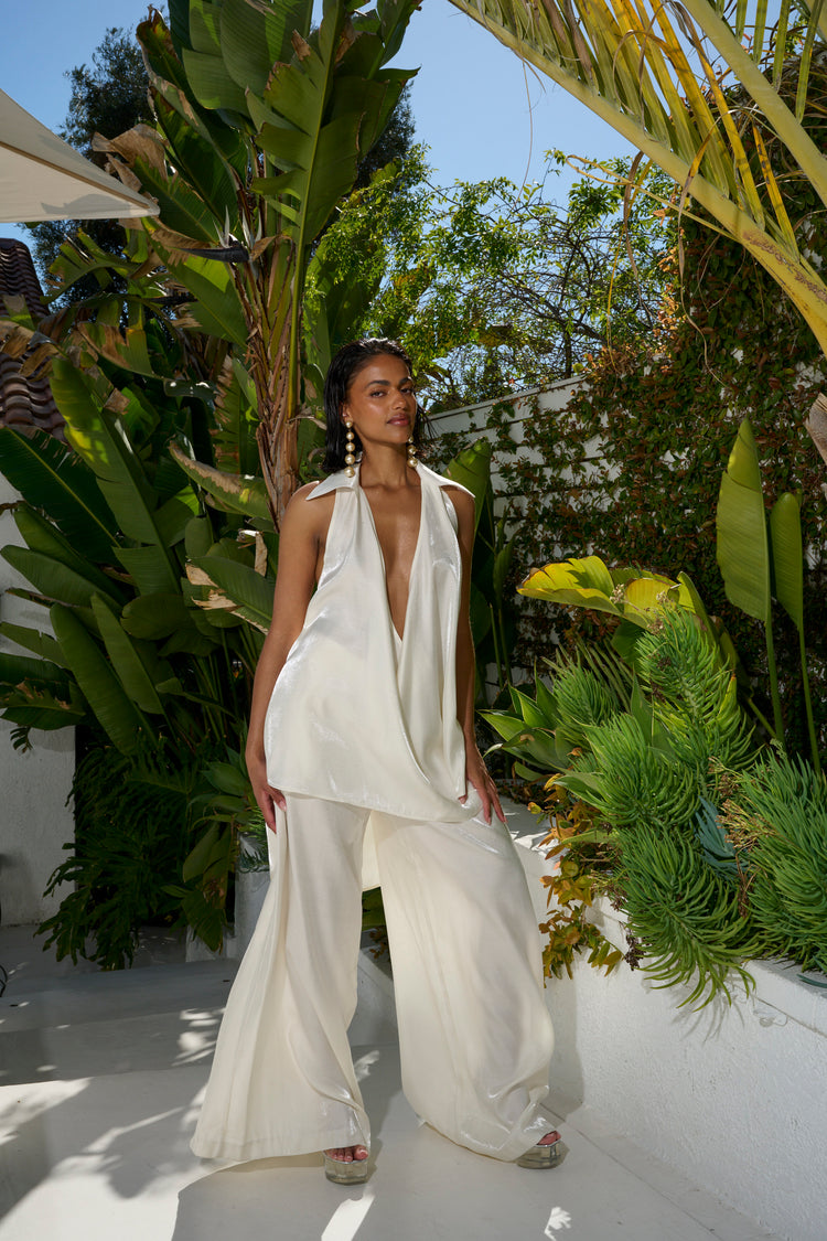 SARONG // MILKY PEARL
