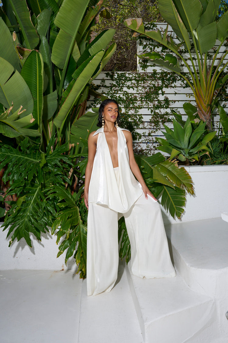 SARONG // MILKY PEARL