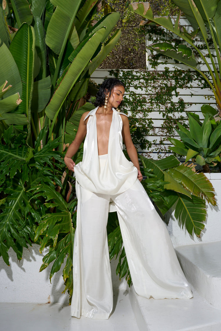 SARONG // MILKY PEARL