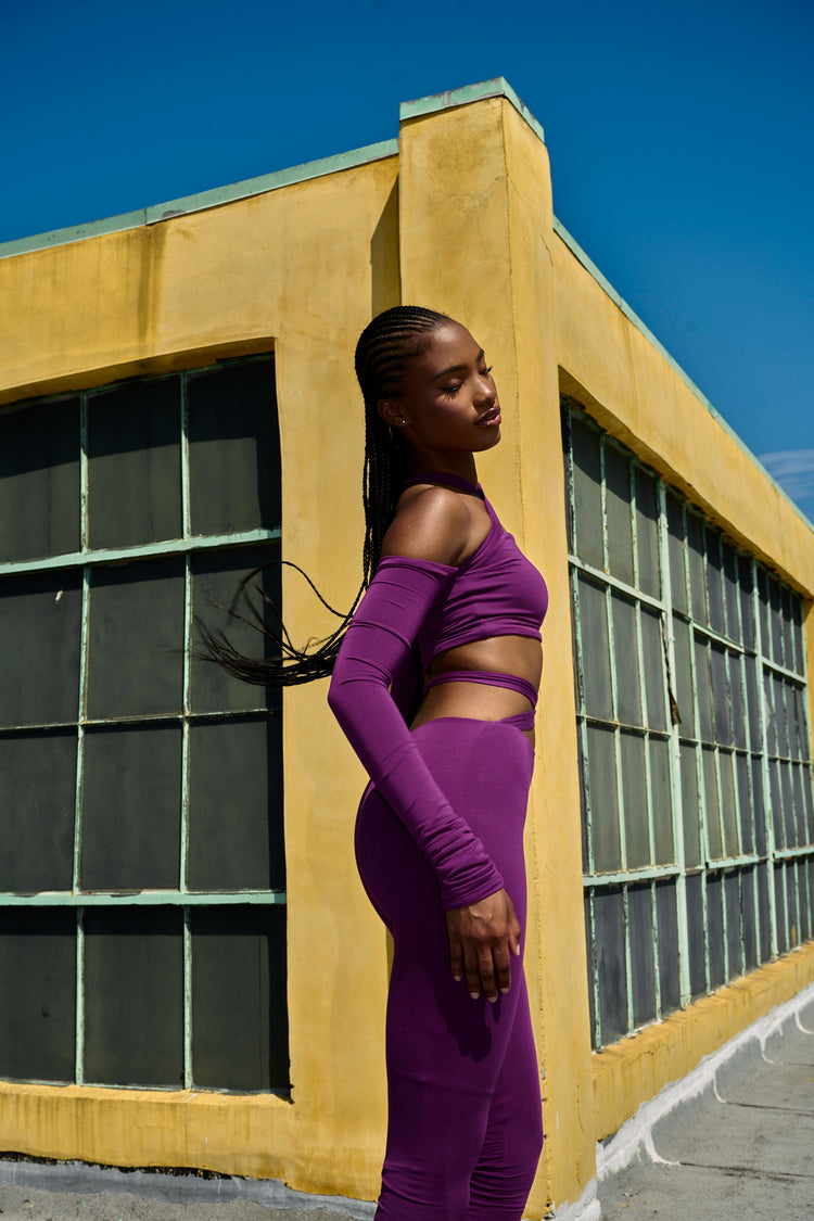 '91 CRISS CROSS LEGGING // EGGPLANT