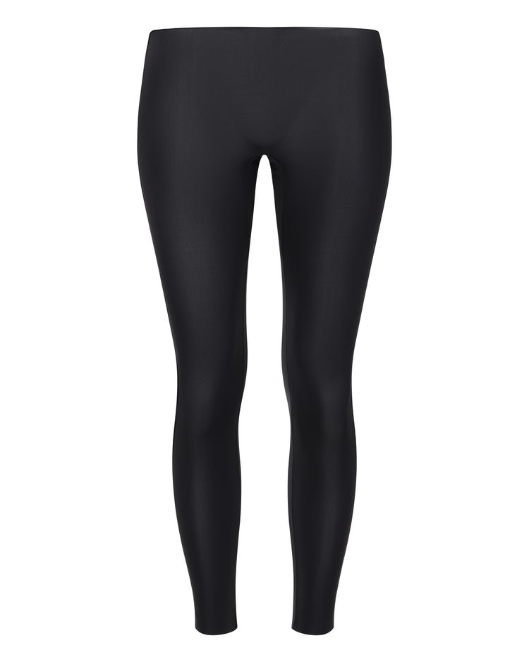 LOW RISE CAPRI // VERY BLACK