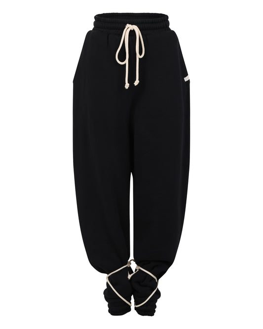 CLOUD SUPER JOGGER // VERY BLACK