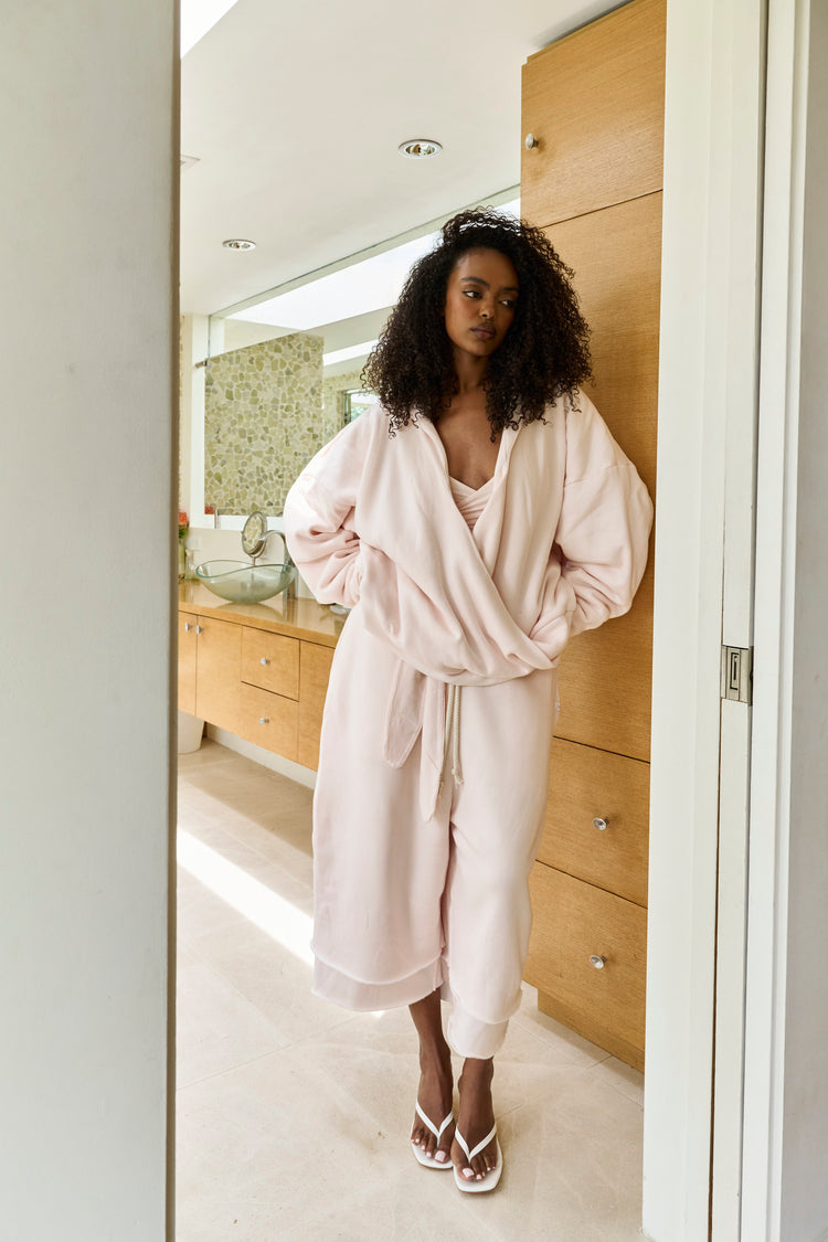 OVERSIZED CLOUD HOODIE // PINK MIST