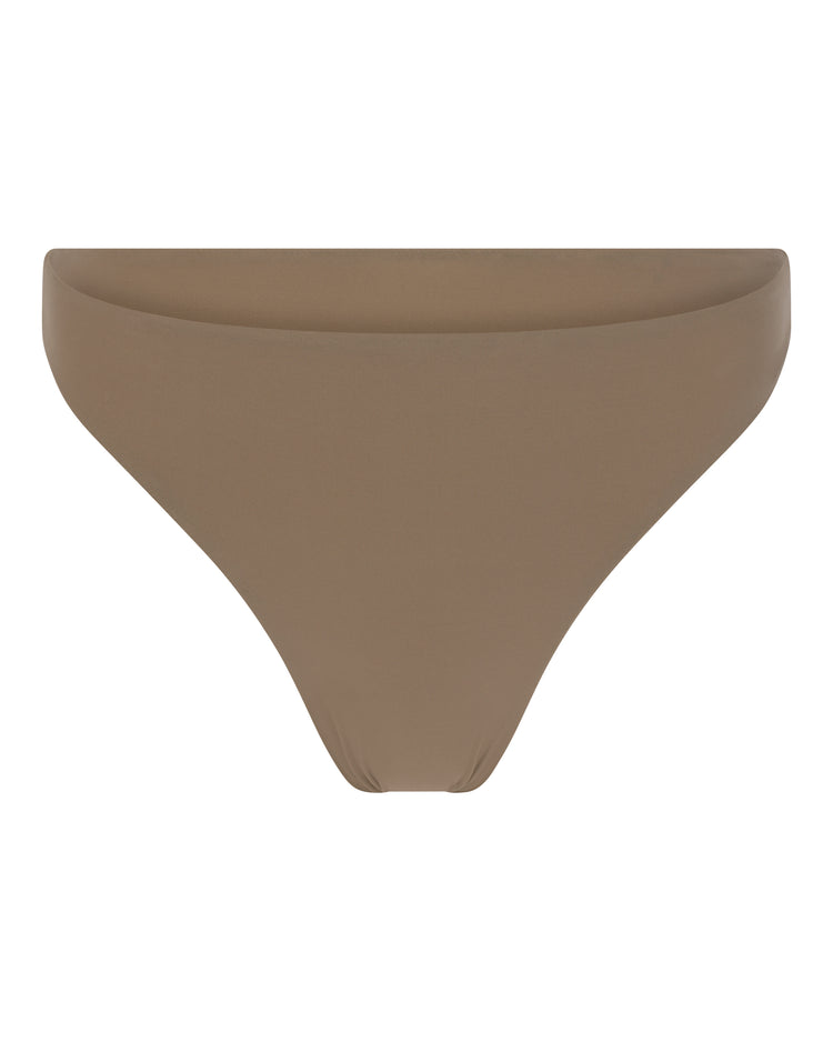 HIGH CUT HOSIERY THONG // BAMBI